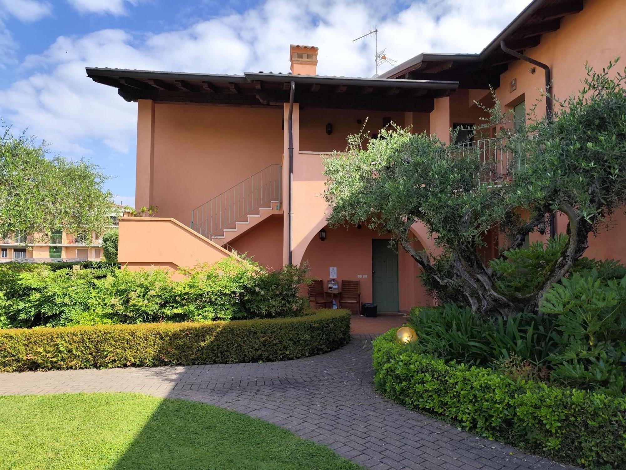 Bellasirmione Holiday Apartments Екстериор снимка