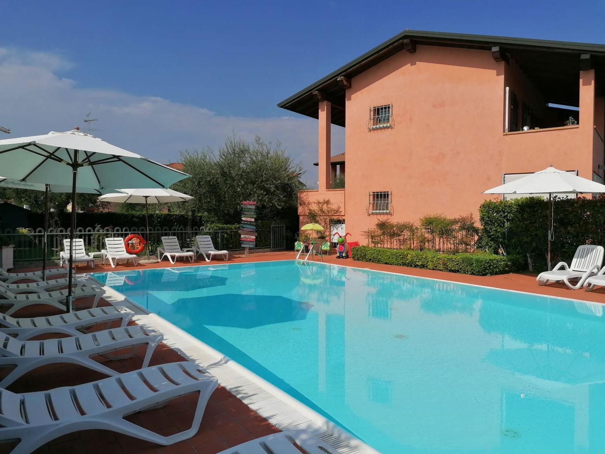 Bellasirmione Holiday Apartments Екстериор снимка