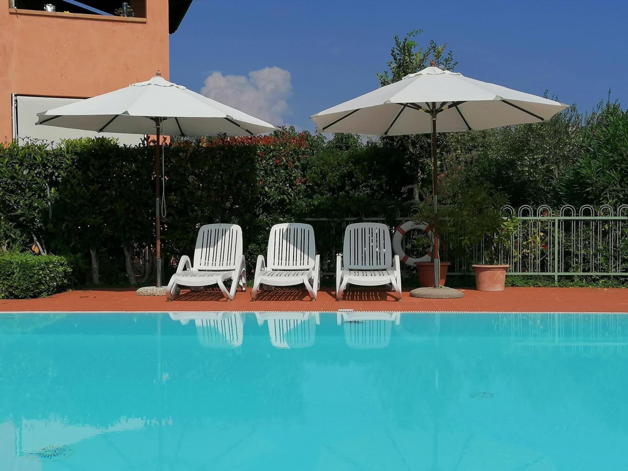 Bellasirmione Holiday Apartments Екстериор снимка