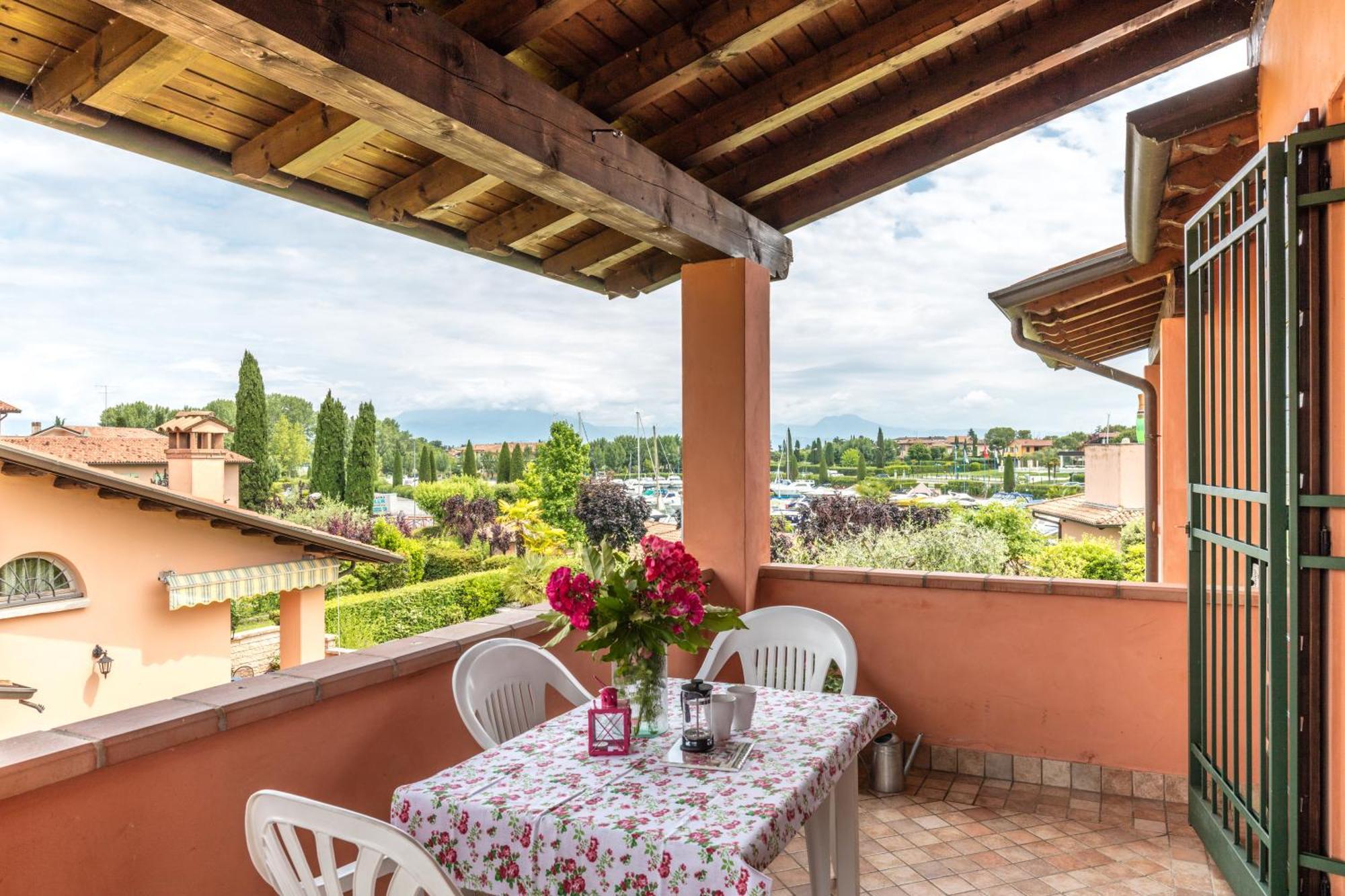 Bellasirmione Holiday Apartments Екстериор снимка