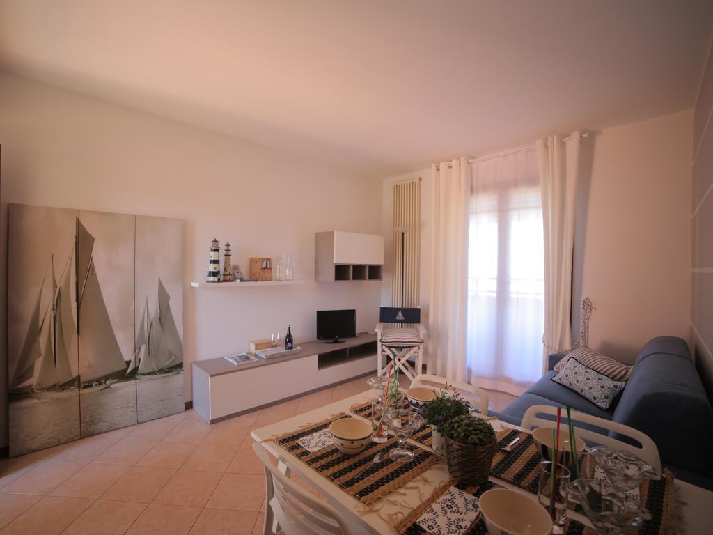 Bellasirmione Holiday Apartments Стая снимка